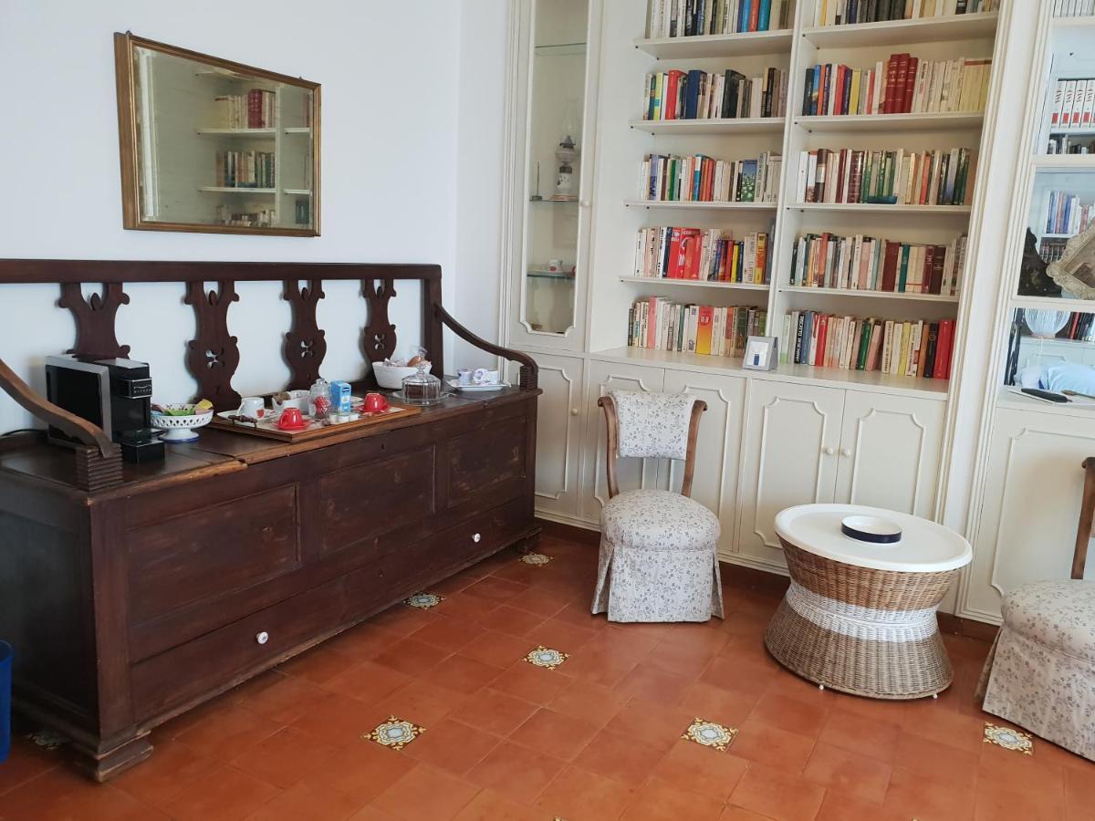 Hotel La Terrazza Di Anna Sassari Exteriér fotografie