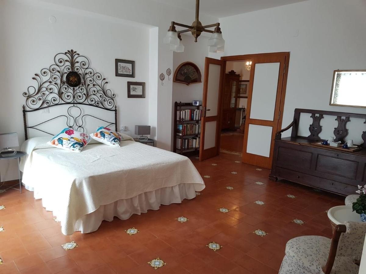Hotel La Terrazza Di Anna Sassari Exteriér fotografie