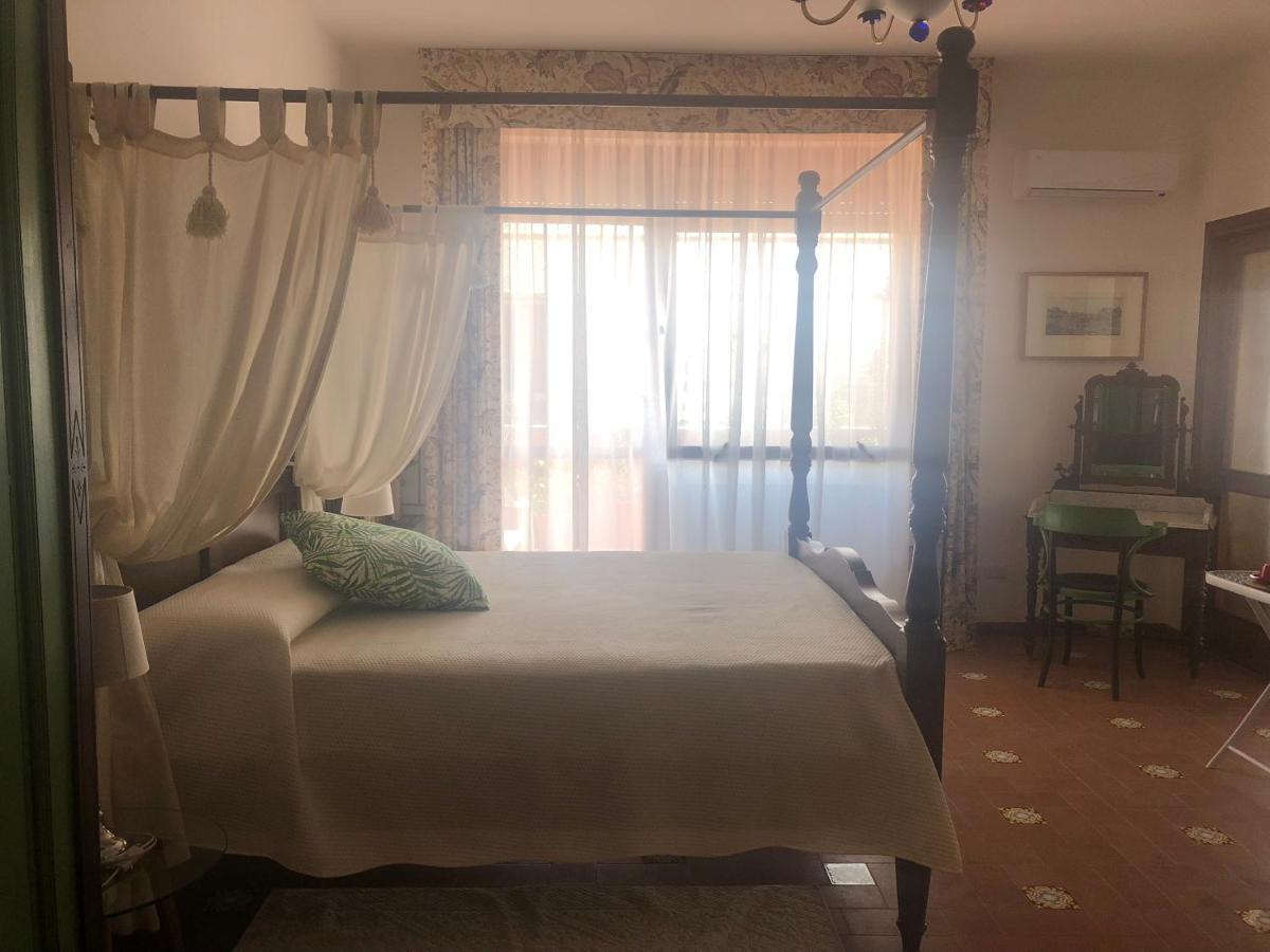 Hotel La Terrazza Di Anna Sassari Exteriér fotografie