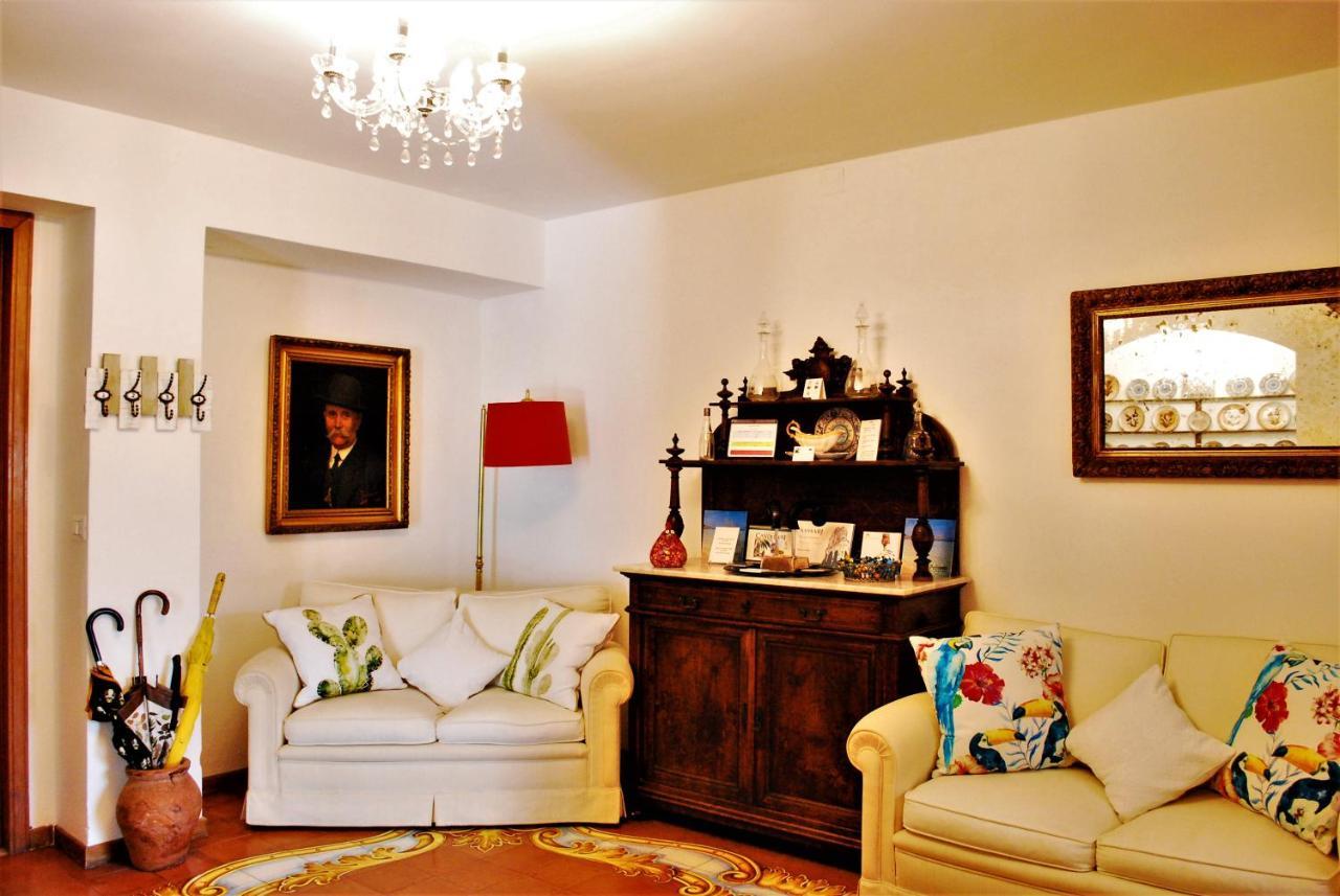 Hotel La Terrazza Di Anna Sassari Exteriér fotografie