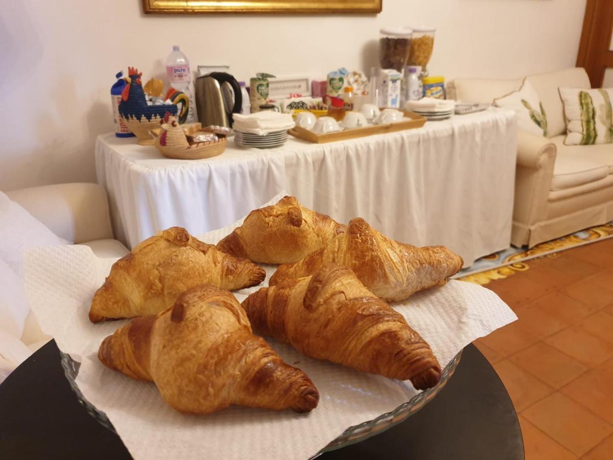 Hotel La Terrazza Di Anna Sassari Exteriér fotografie