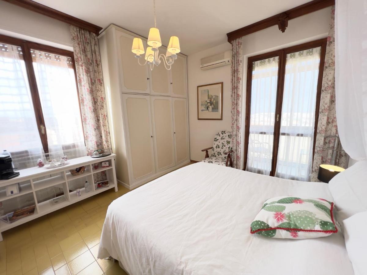 Hotel La Terrazza Di Anna Sassari Exteriér fotografie